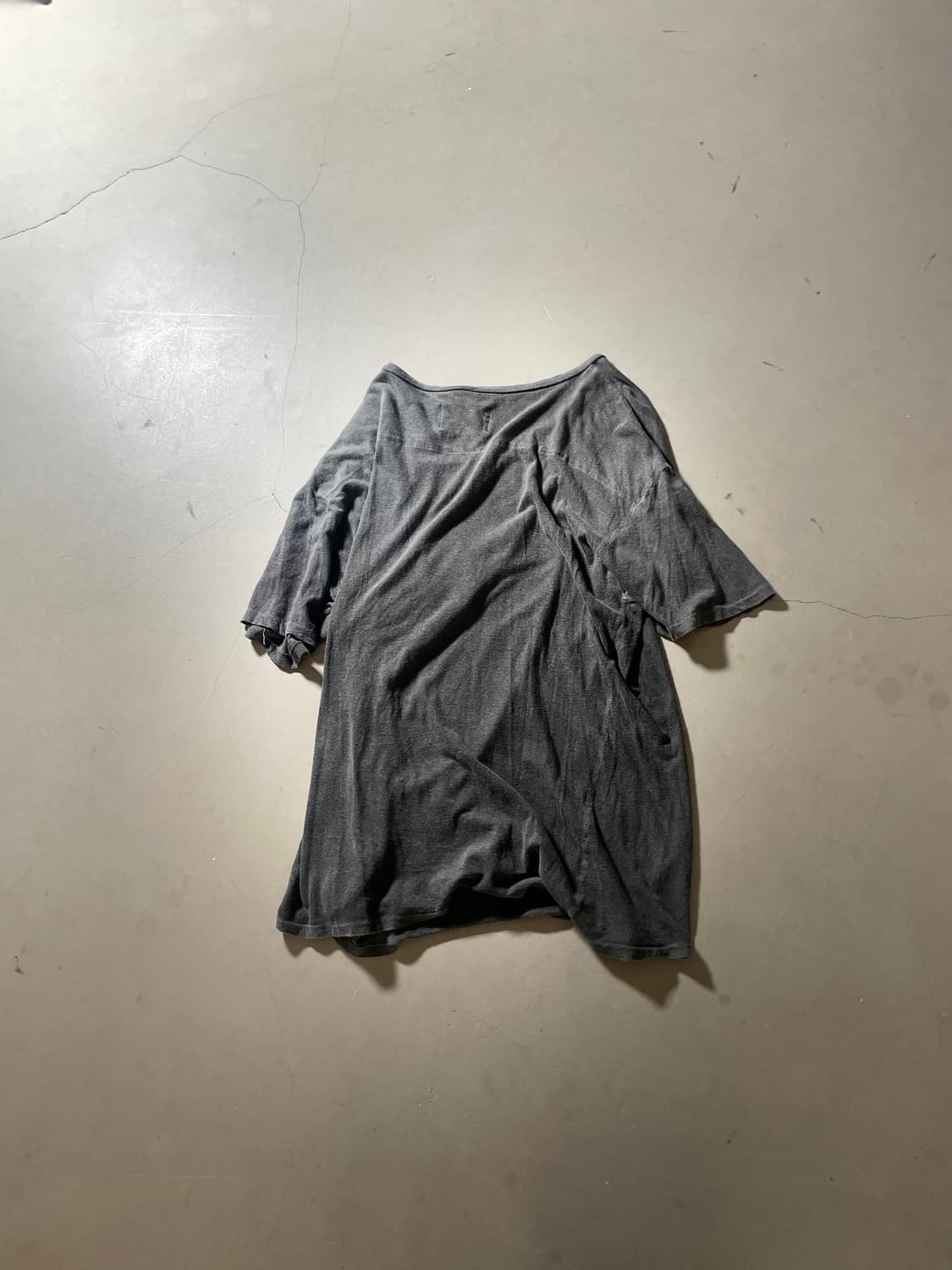 JUVENILE HALL ROLLCALL Graphic T-shirt 상품이미지3