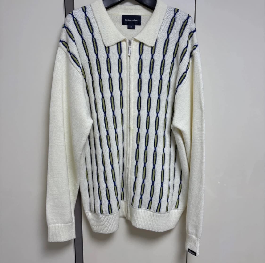 thisisneverthat 니트 상품이미지1