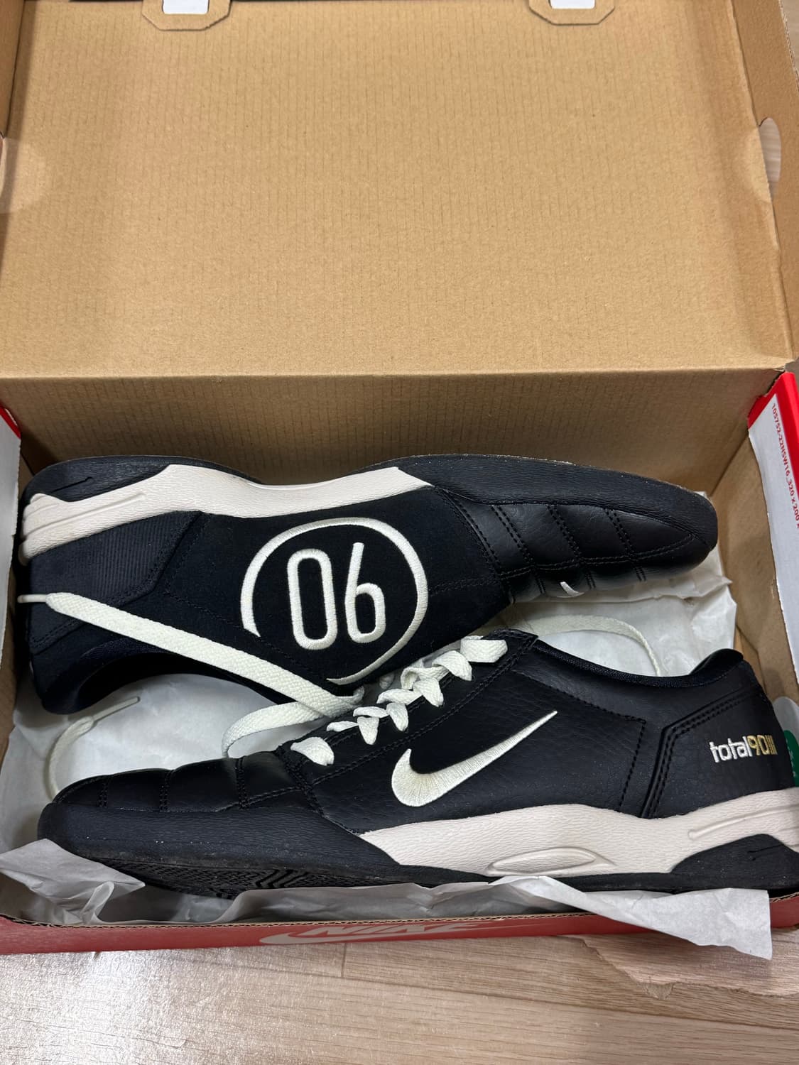 나이키 토탈90  275 상품이미지1