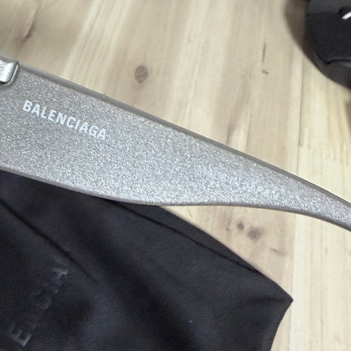 발렌시아가 오발 스위프트 선글라스 상품이미지4