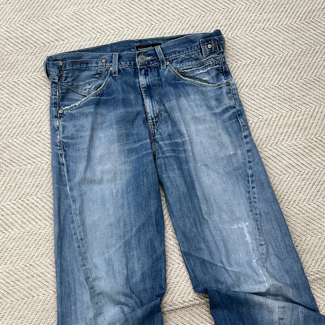 리바이스 엔지니어드 데님팬츠 r2299 상품이미지3