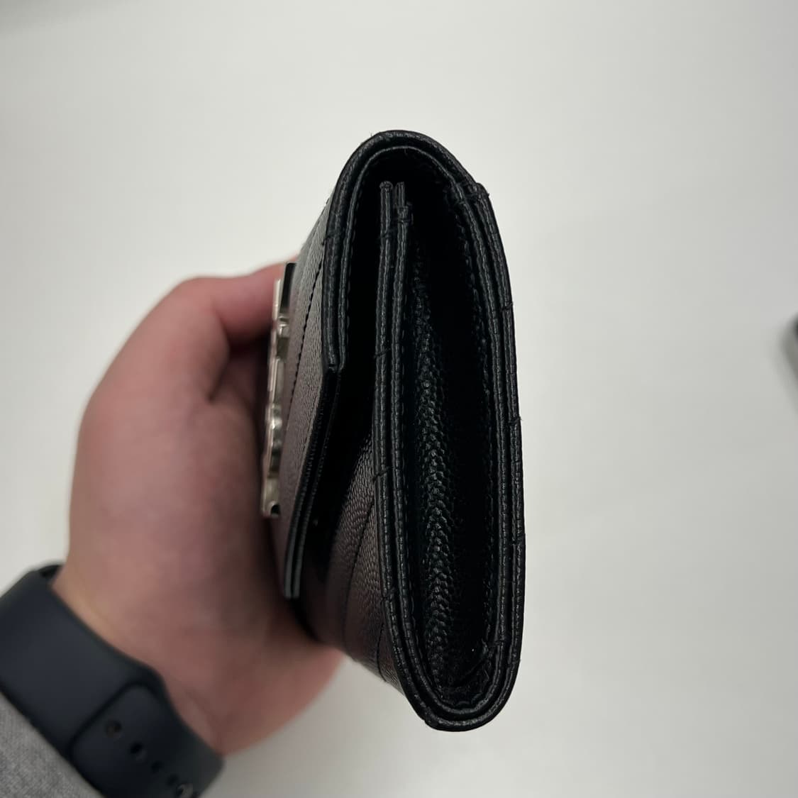 입생로랑 마틀라세 엔벨로프 지갑 상품이미지7