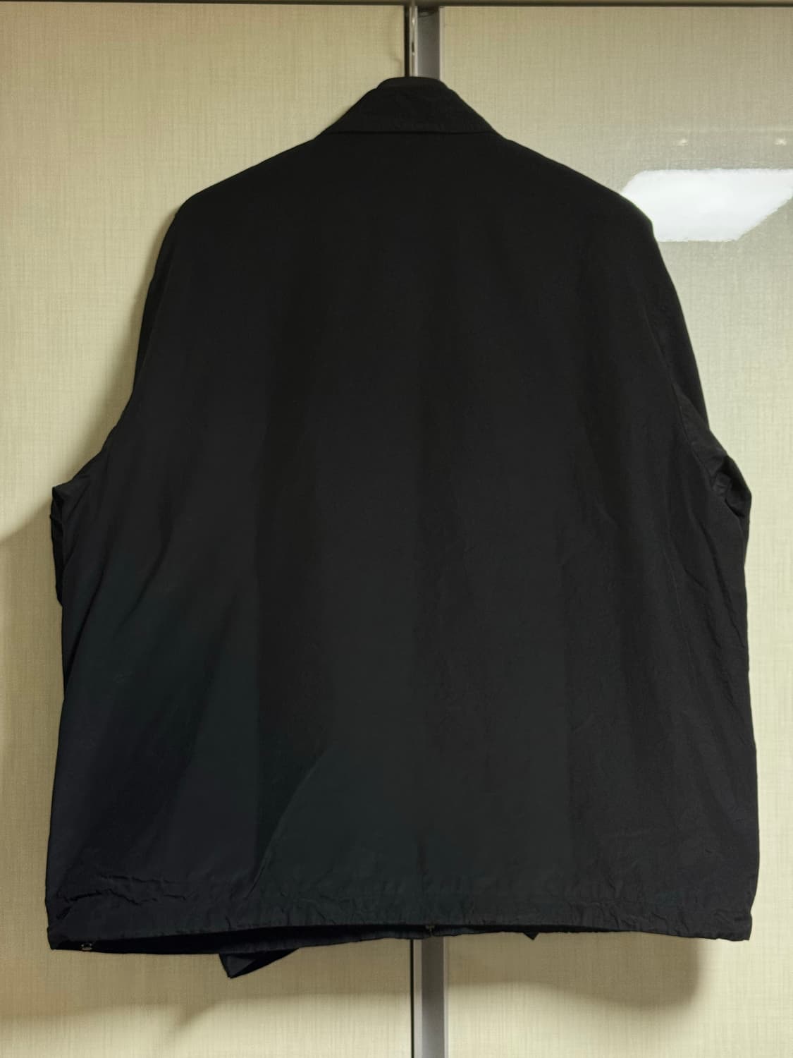 [3] 아프레쎄 25ss 실크 타페타 코치 자켓 블랙 상품이미지4