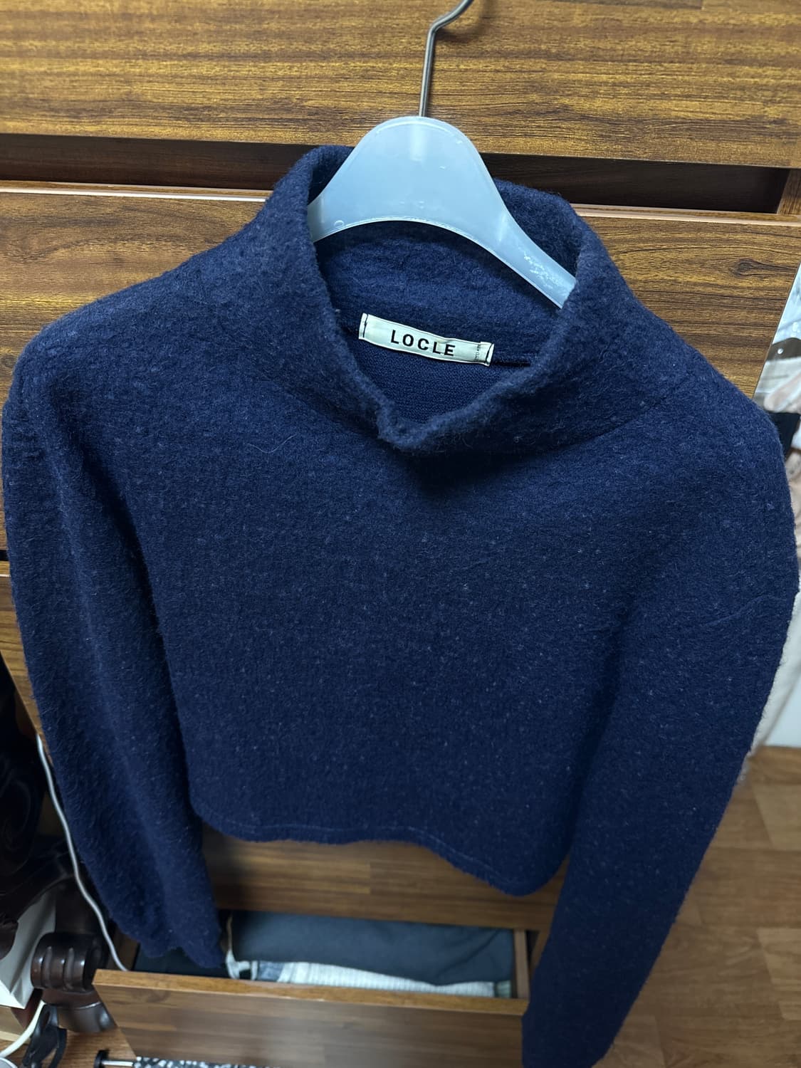 로우클래식 크롭 니트 상품이미지1