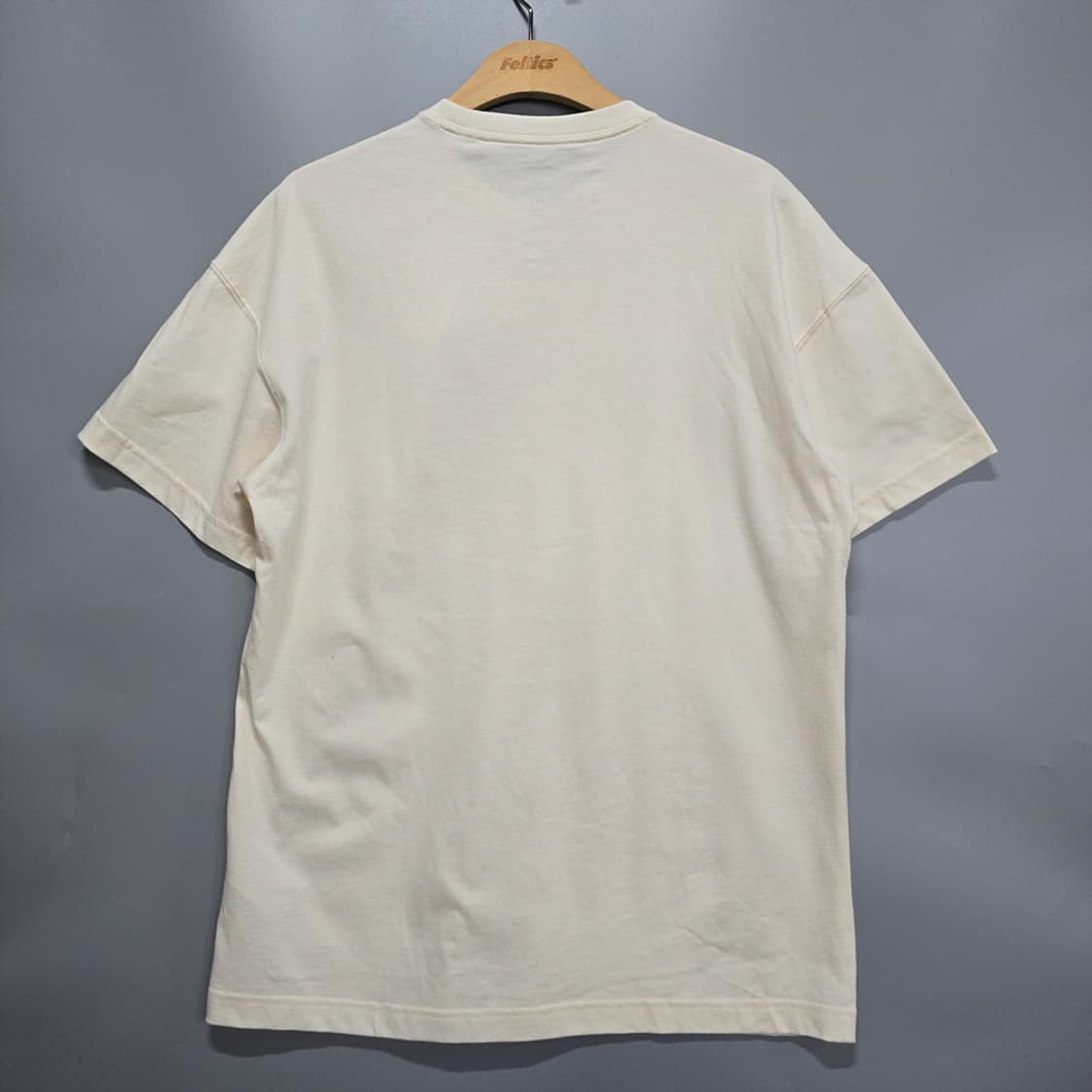 새제품)아디다스 센터 로고 코튼 반팔 티셔츠 M 상품이미지3