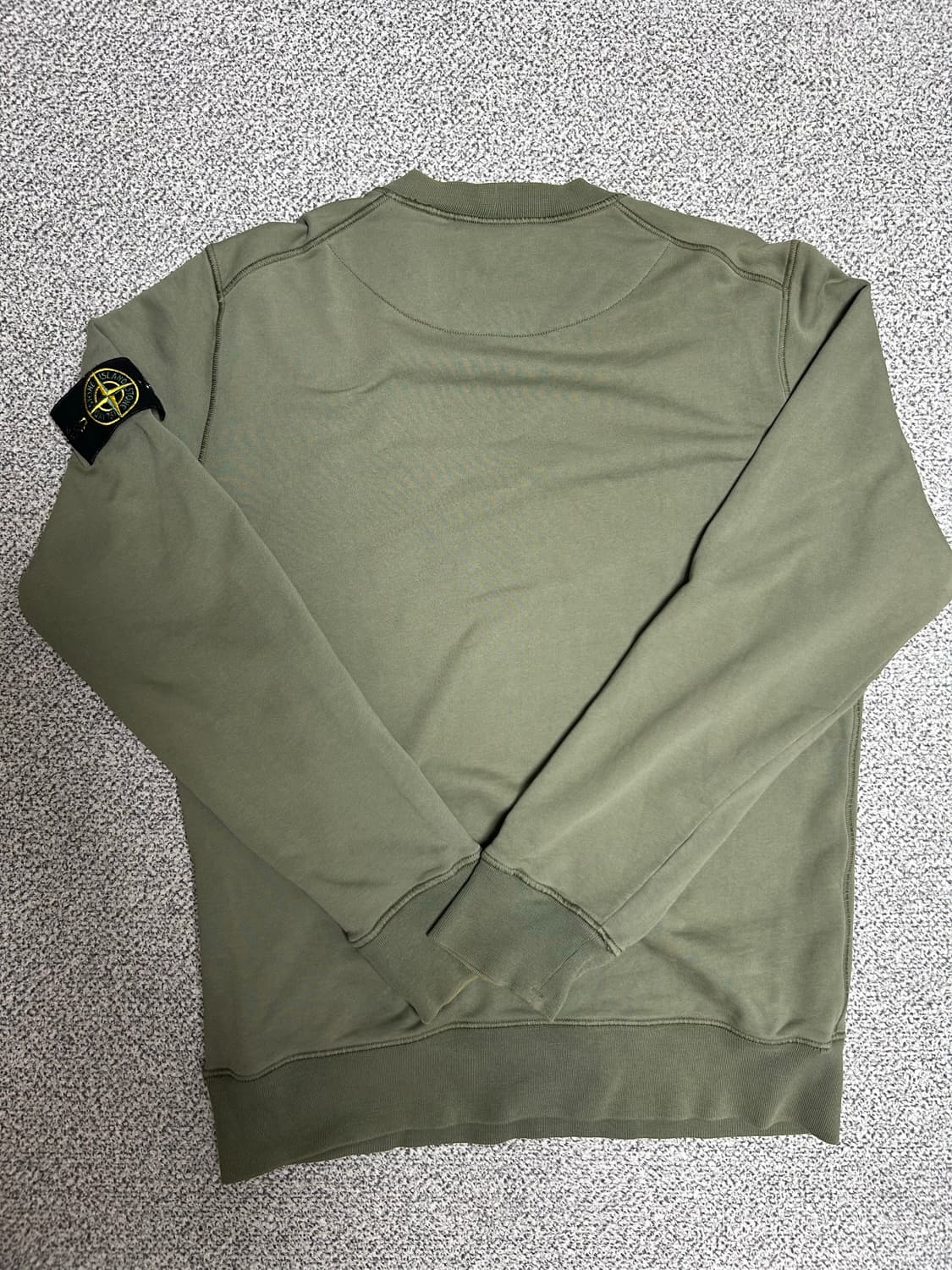 [택포/L] 20ss 스톤아일랜드 맨투맨 카키 상품이미지2