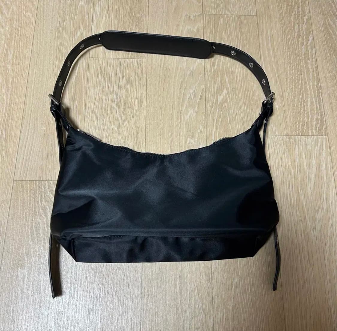 노이아고 숄더백 상품이미지3