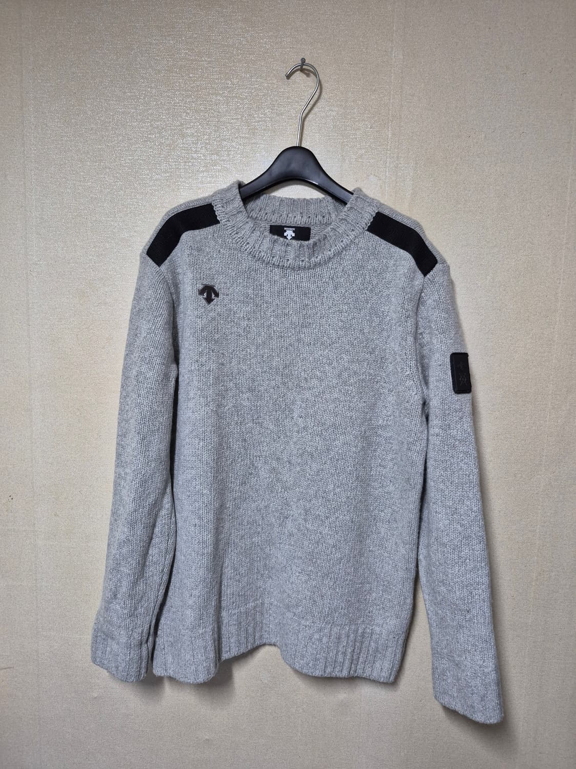 데상트 듀얼리스 헤비 스웨터 상품이미지1