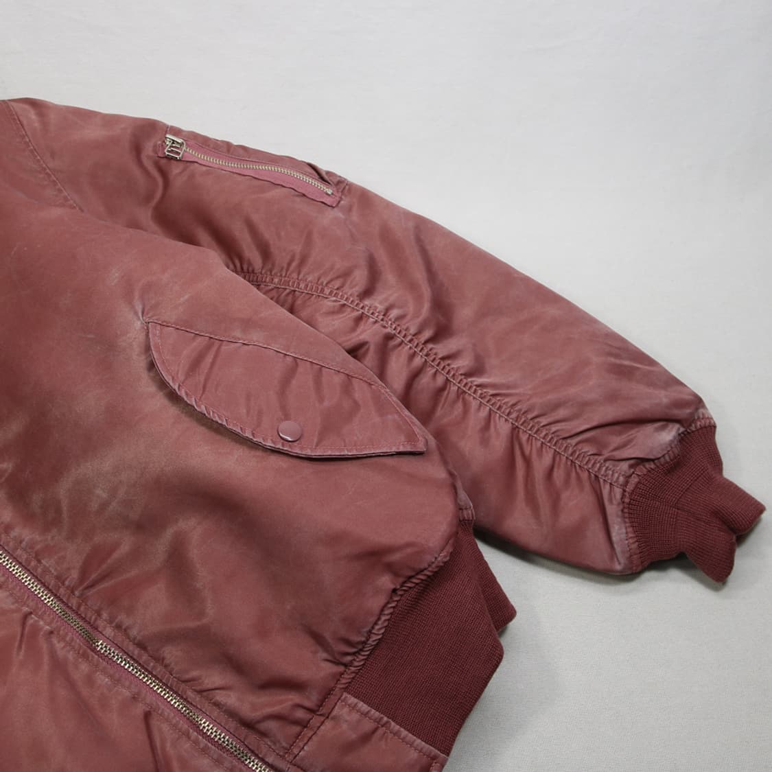 (착용컷) MA-1 워시드 플라이트 자켓 (남성용 100) 상품이미지5