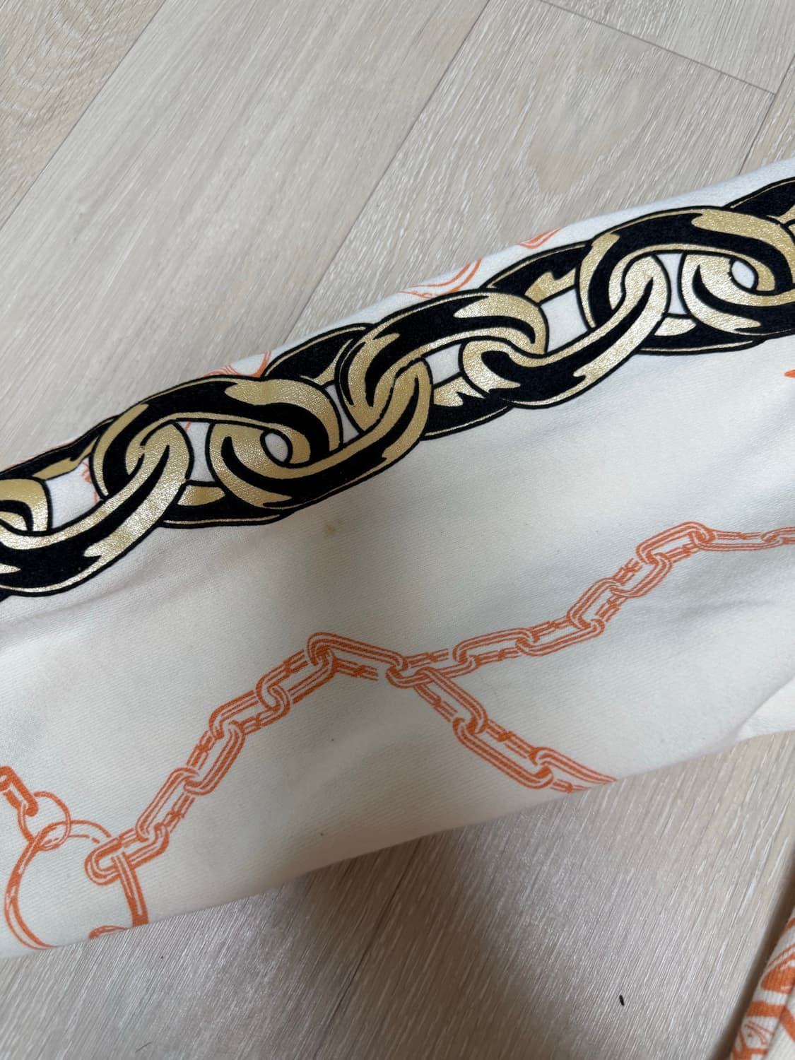 크리스찬 오디저 스컬 큐빅화이트 후드집업 상품이미지3