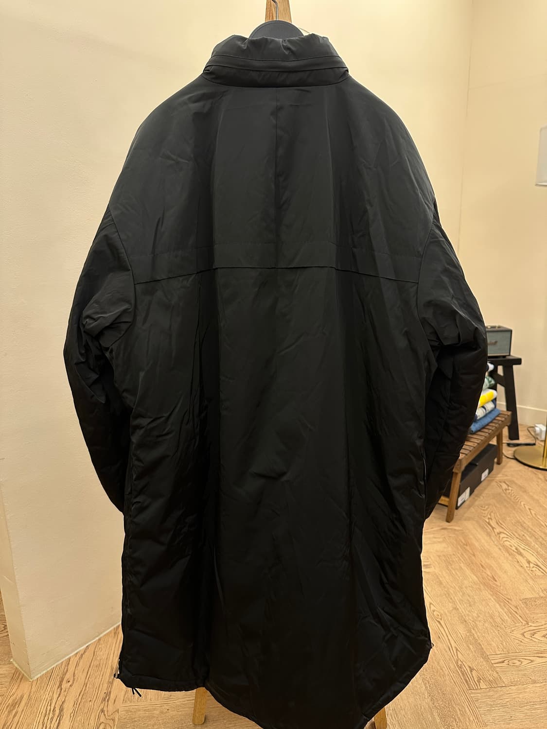 [새제품] 자라 메종스페셜 콜라보 패딩코트 블랙 L-XL 상품이미지2