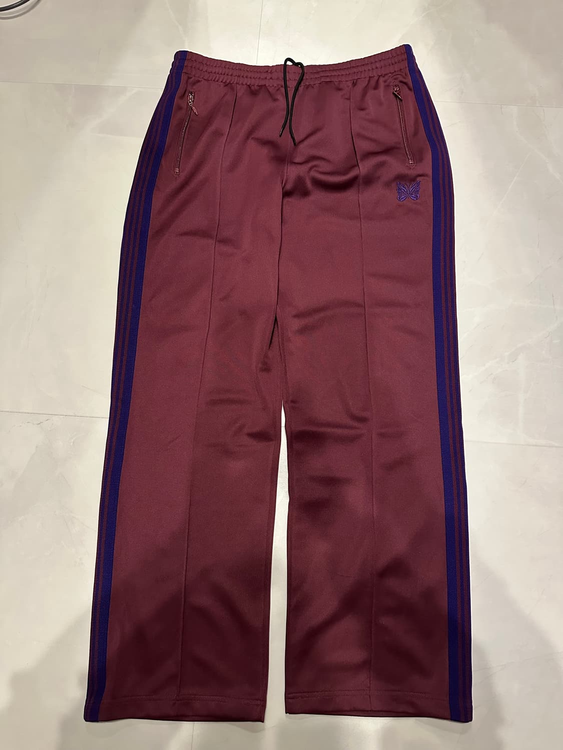 [L]니들즈 니들스 트랙팬츠 스트레이트 핏 버건디/퍼플 상품이미지1