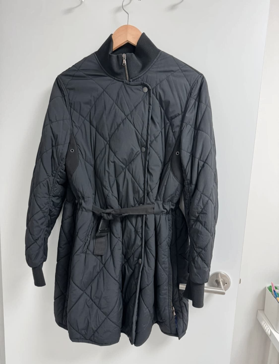 타임 퀼팅 패딩 블랙색상 상품이미지1