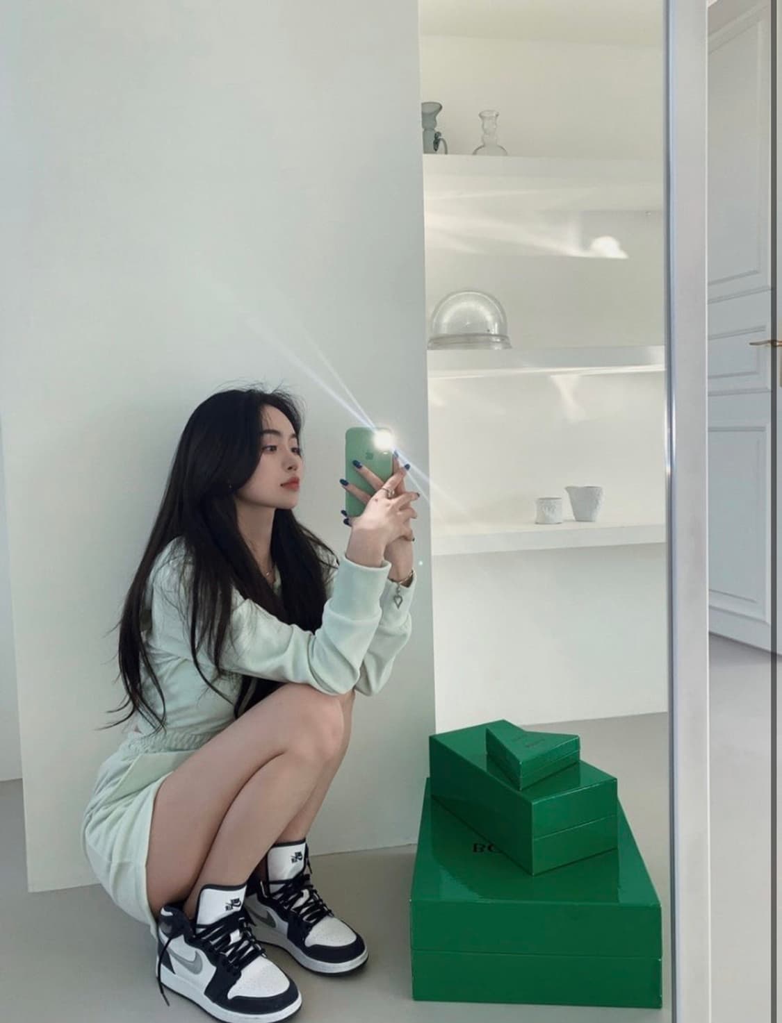 페일제이드 벨벳 트레이닝 후드집업 상품이미지2