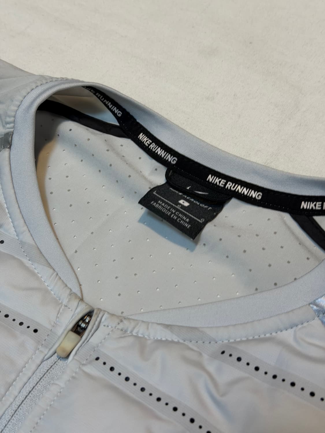 나이키 에어로로프트 다운 경량패딩 골프 러닝 패딩조끼 베스트 상품이미지2