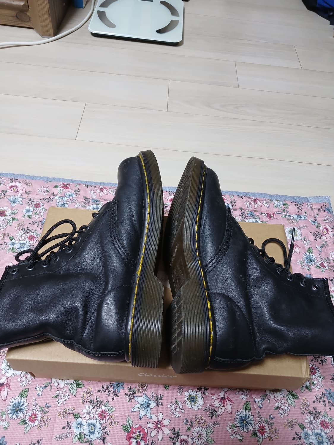 닥터마틴(uk4, 약 230~235mm)
 상품이미지9