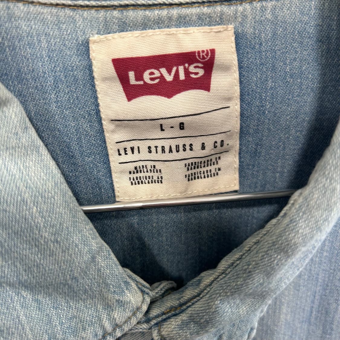 리바이스 더블포켓 연청 웨스턴 데님셔츠 상품이미지3