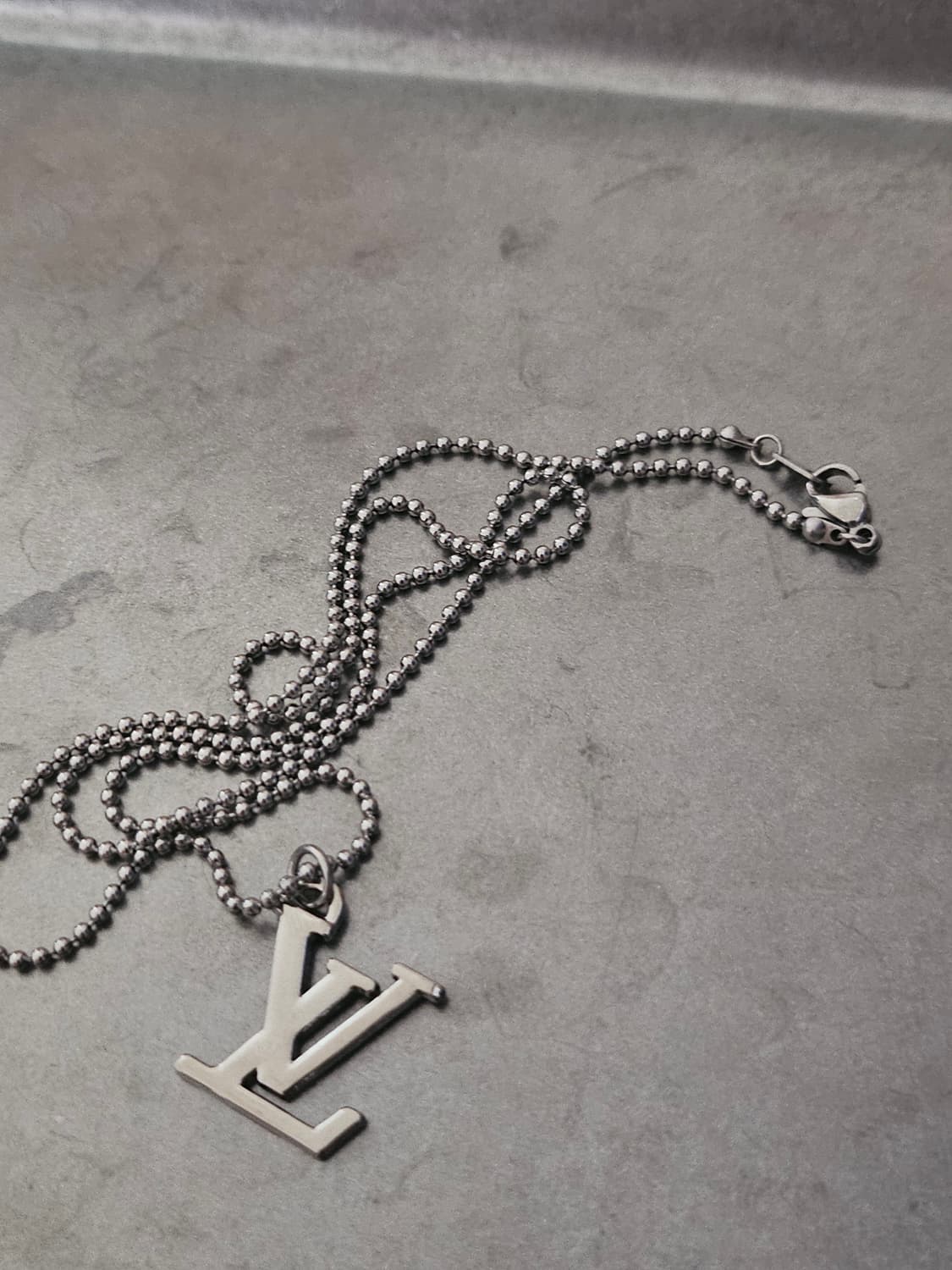 83 루이비통 정품 빈티지 업사이클링 목걸이 써지컬 상품이미지2