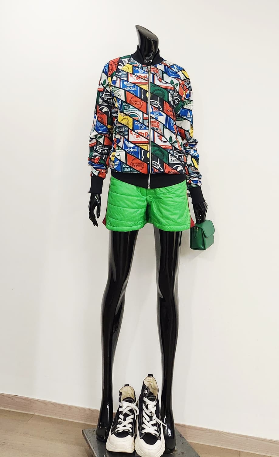 아디다스 AOP 상품이미지2