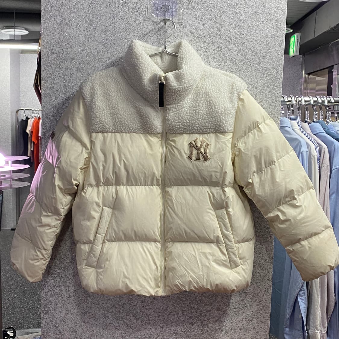 MLB 하프쉐르파 나일론 크림 패딩 B3451 상품이미지2