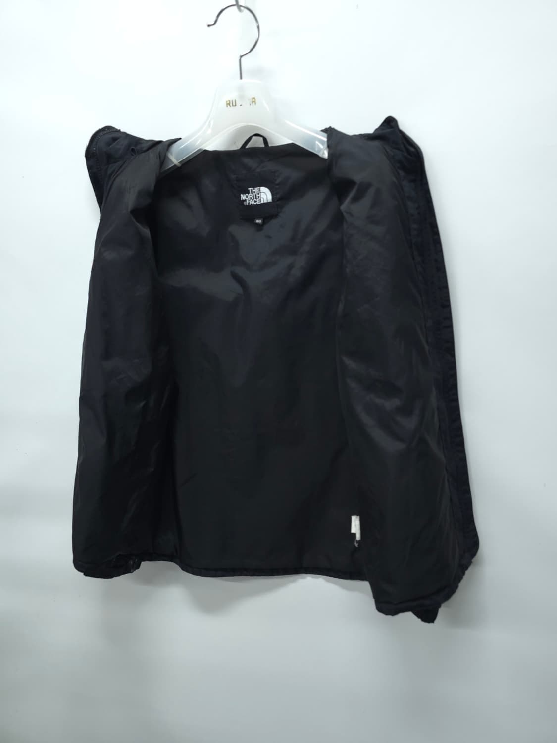 [노스페이스] 여성용 블랙 후드 바람막이 (90사이즈) 상품이미지9