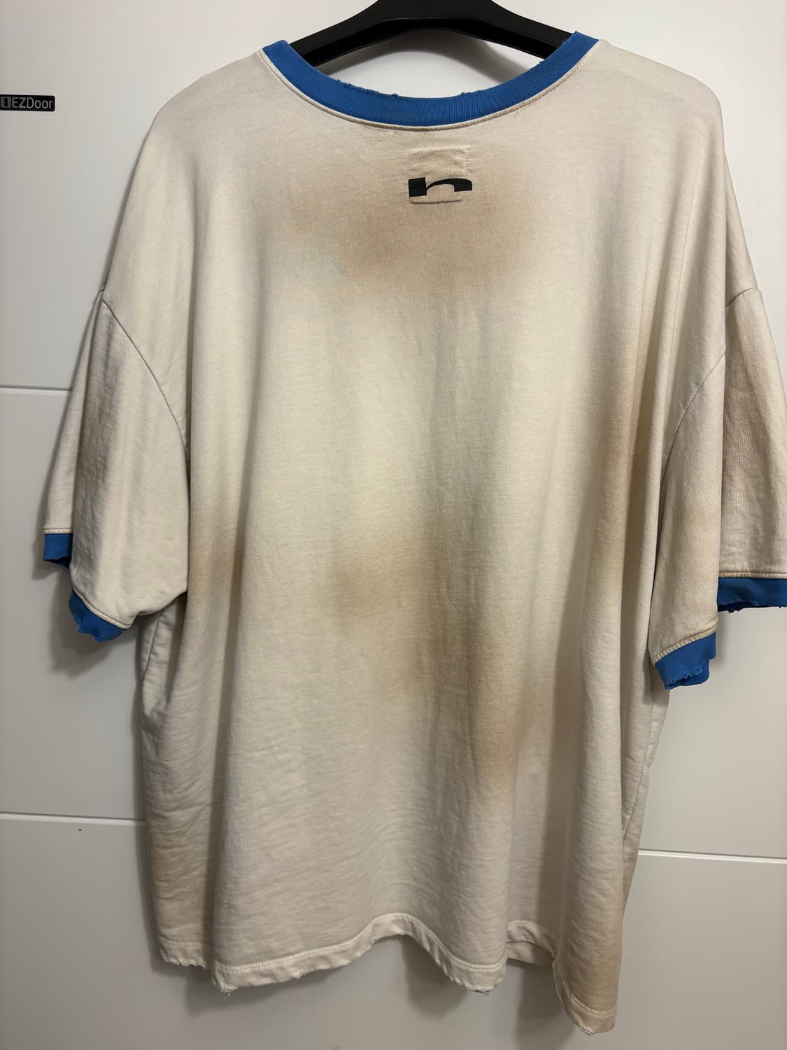 홈리스 디스트로이드 티 상품이미지3