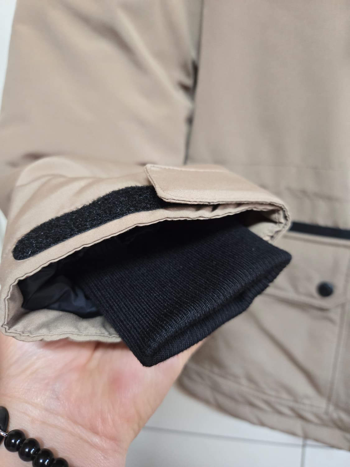 아이더 캐주얼 헤비다운 라쿤털 패딩(택달린새상품) 상품이미지4