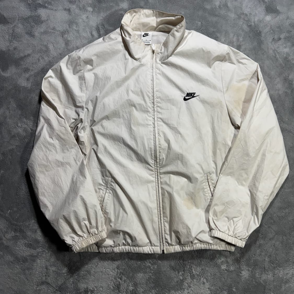 나이키 빅로고 바람막이 아이보리 상품이미지3