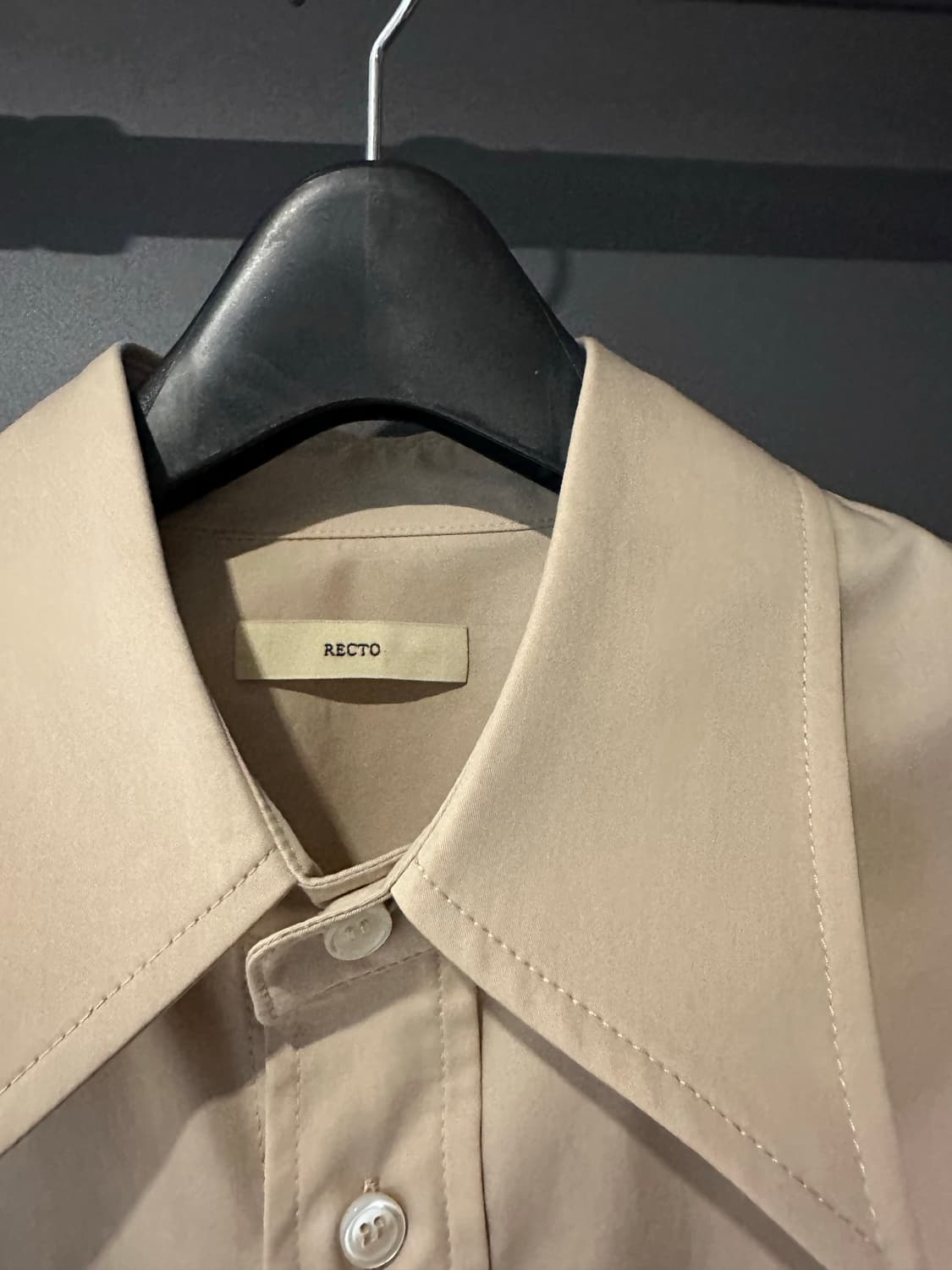 렉토 베이지 셔츠 상품이미지2