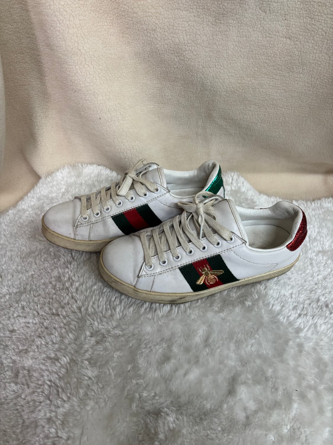 구찌(Gucci)에이스 꿀벌 자수 스니커즈 상품이미지2