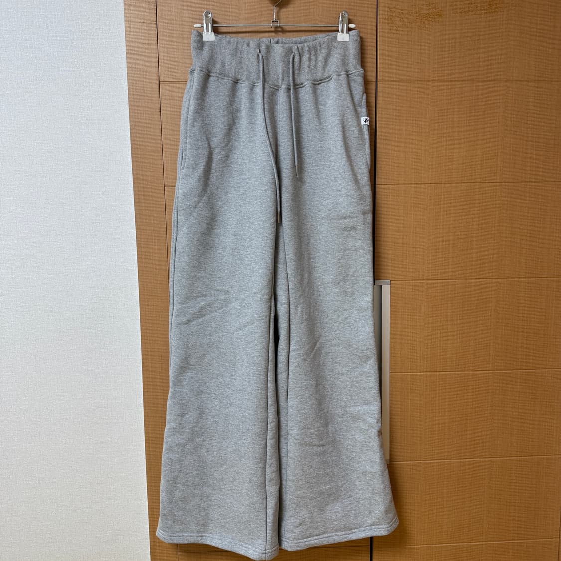 무신사 포르테나 에센셜 부츠컷 스웻팬츠 그레이 상품이미지5