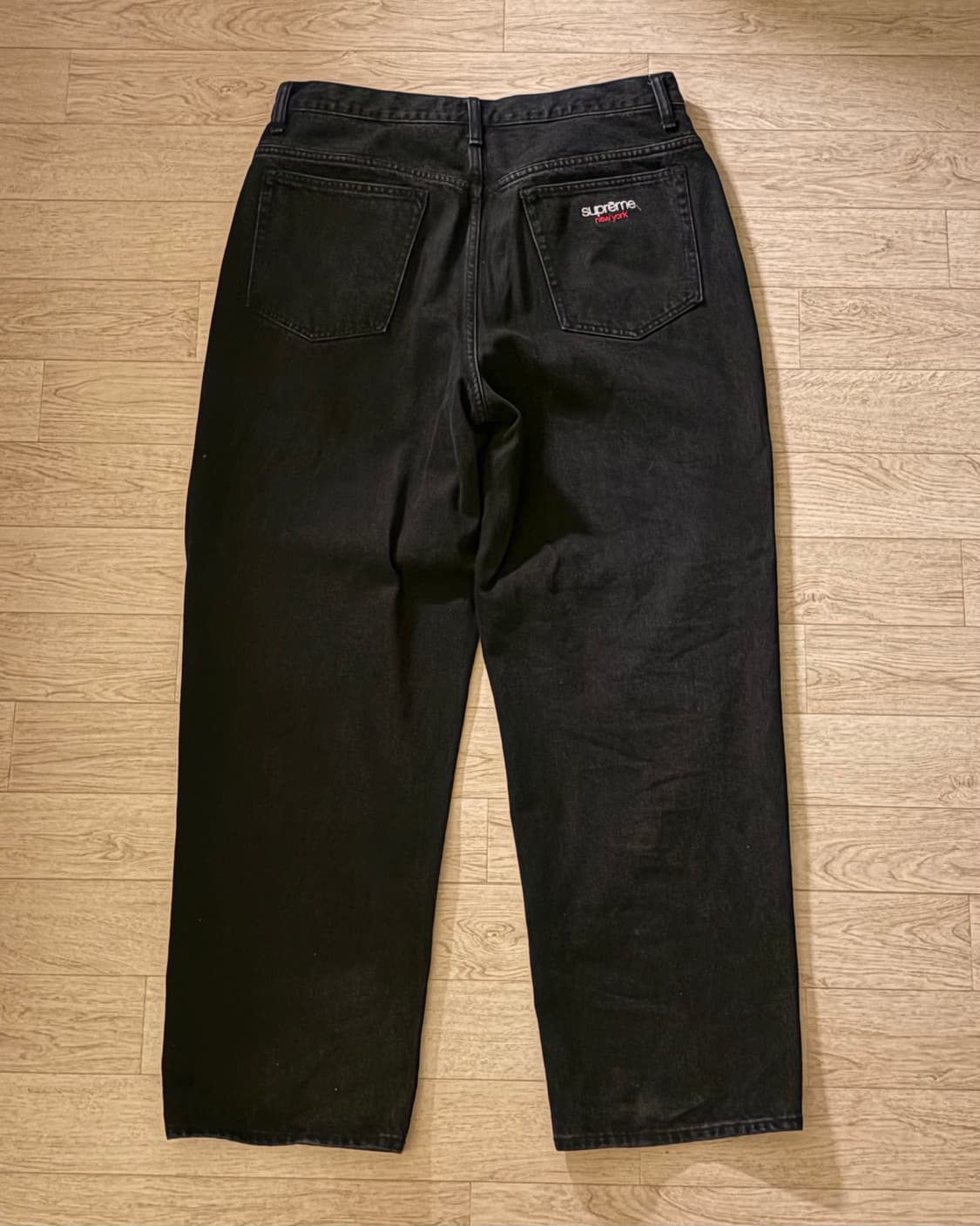 슈프림 배기진 fw24 상품이미지2