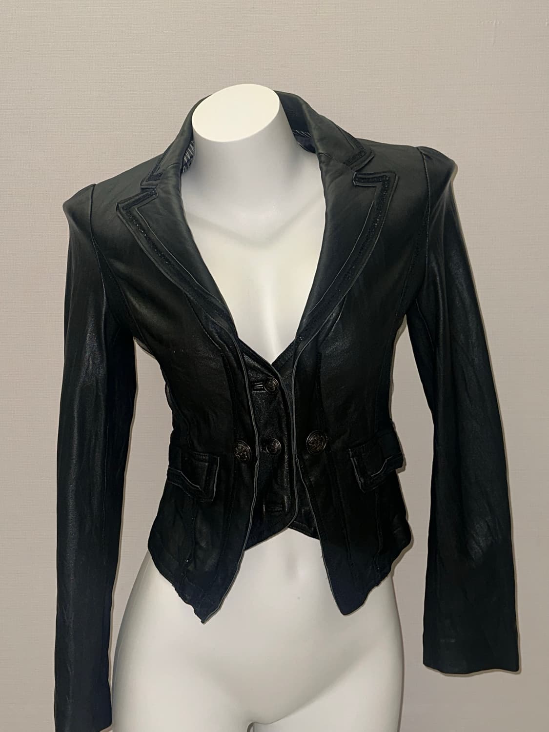 빈티지 양가죽 크롭 버튼 자켓 상품이미지4