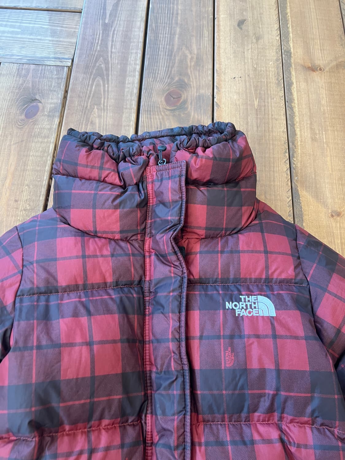 노스페이스 레드 체크 퀄팅 패딩 상품이미지8