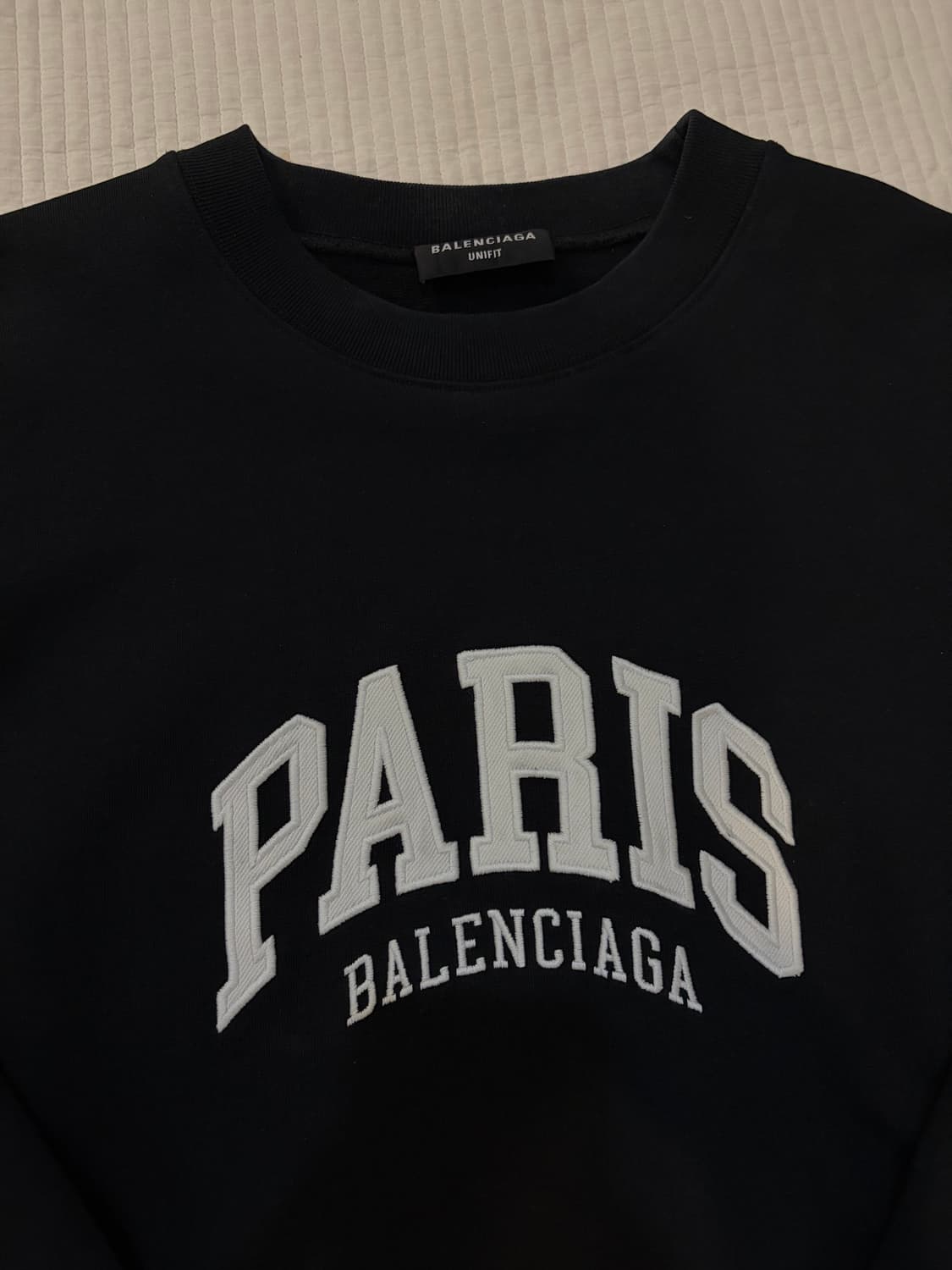 [M] 발렌시아가 파리 자수로고 맨투맨 블랙 상품이미지2