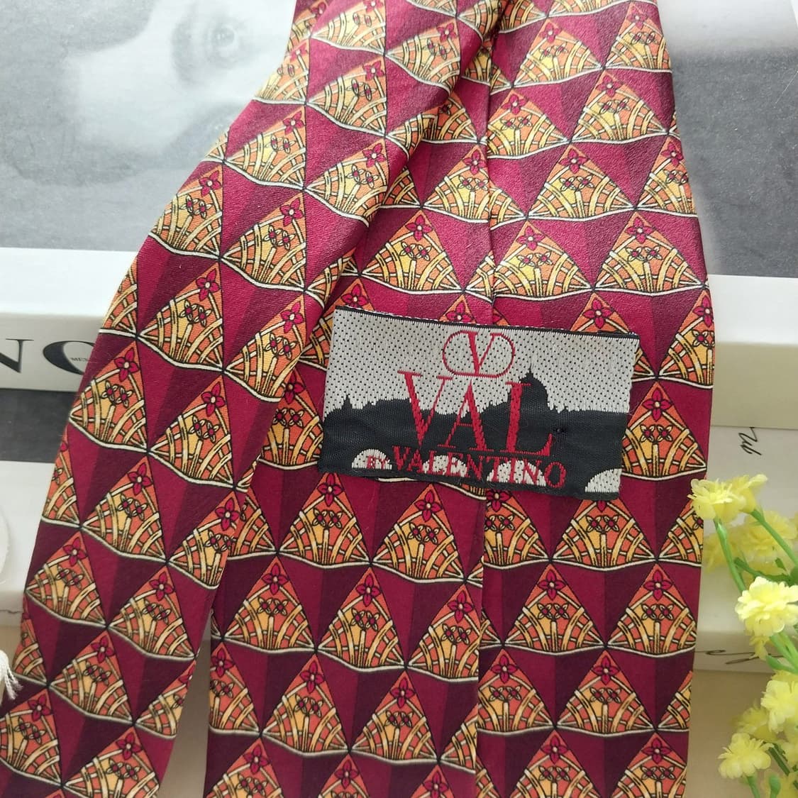 발렌티노 실크 레드 기하 플라워 넥타이 9.9cm A+등급 K1380
 상품이미지7