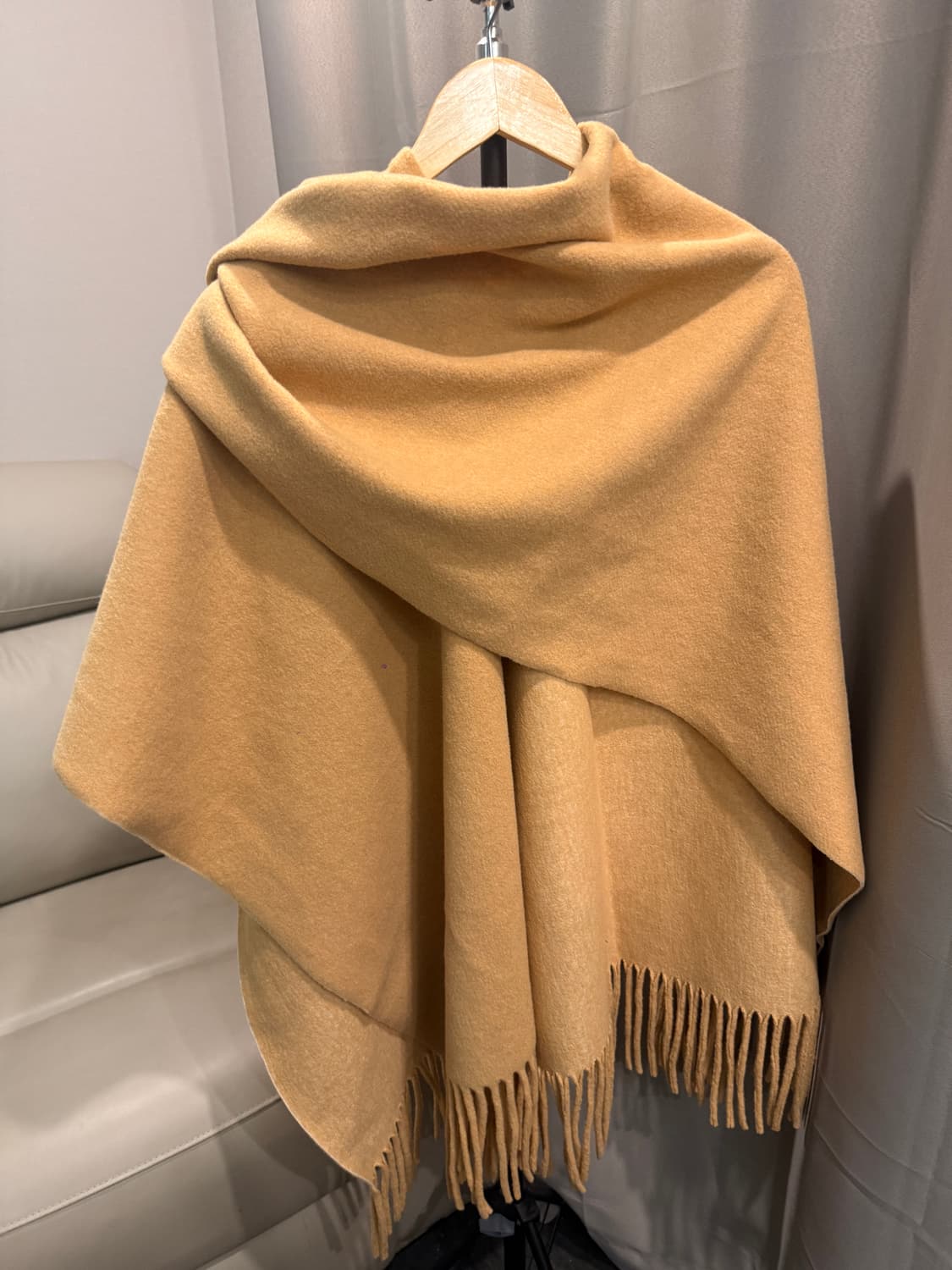 케이프 머플러 여성 숄 겸용 숄형 목도리 프린지 숄목도리 루즈핏 상품이미지1