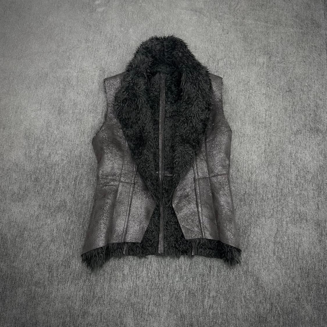 gothic coating fur vest 상품이미지2