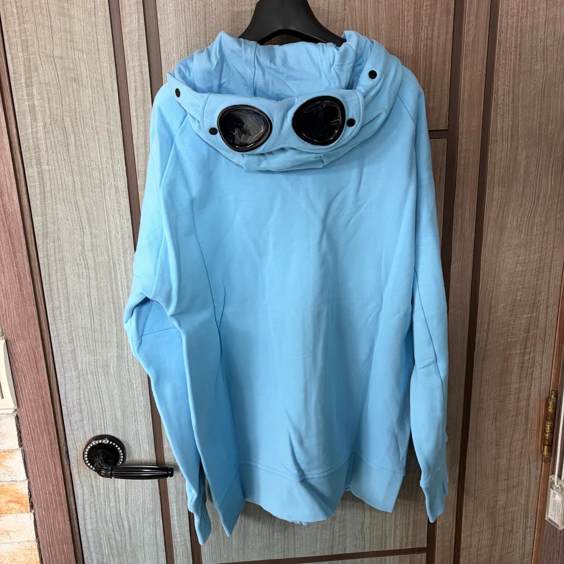 [새상품]씨피컴퍼니 CP컴퍼니 고글 후드집업 스카이블루 상품이미지2