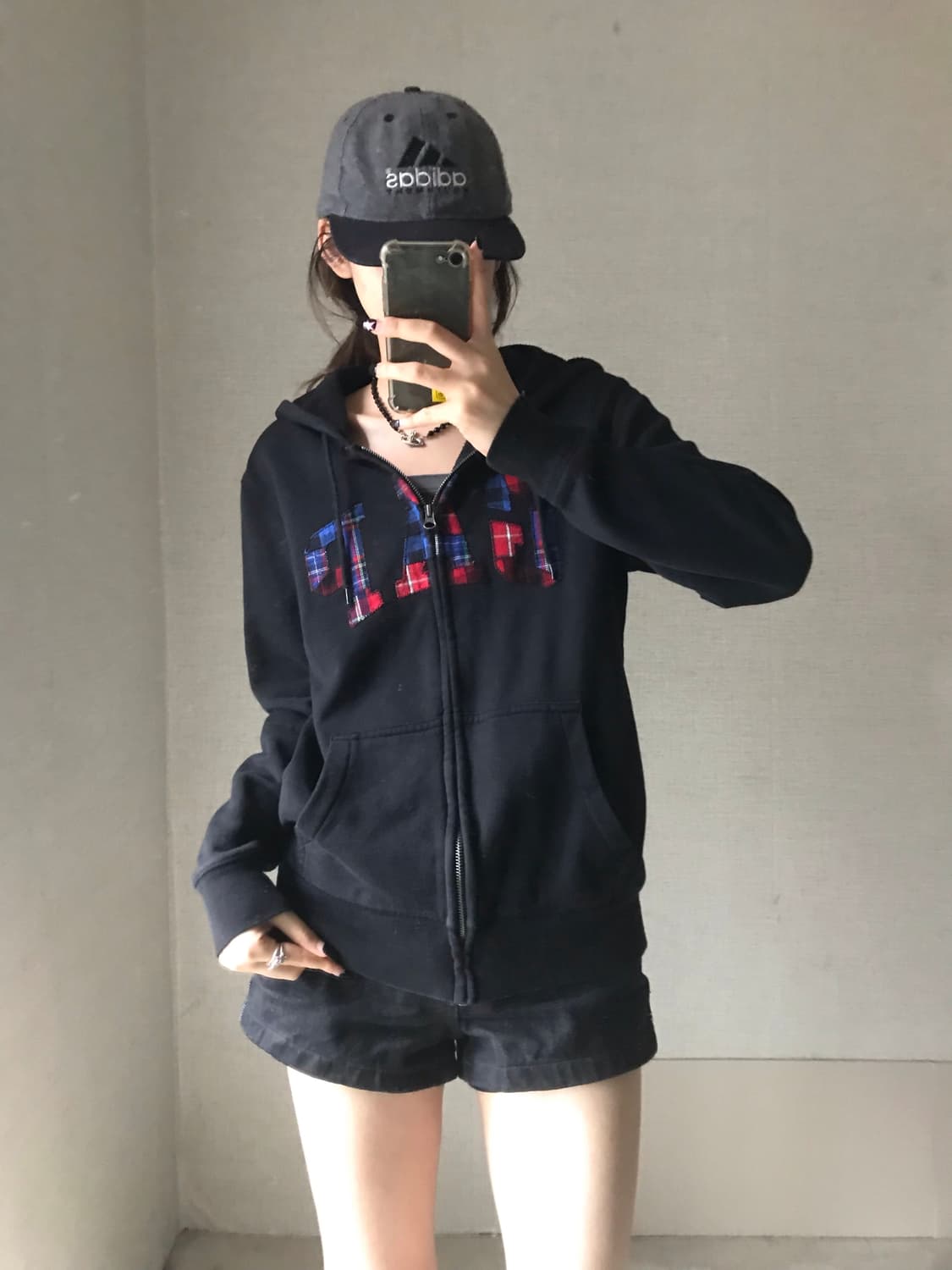 갭 패치로고 후드집업 상품이미지1