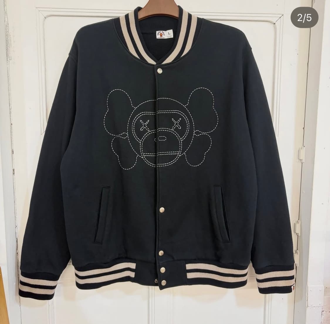 베이프X카우스 바시티 자켓 상품이미지3