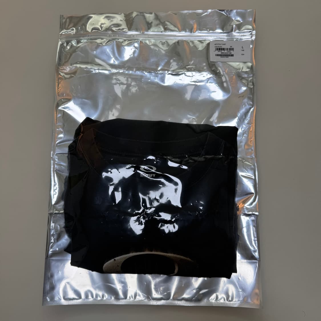 새티스파이x오클리 모스테크 에이지드 티셔츠(L) 팝니다. 상품이미지5