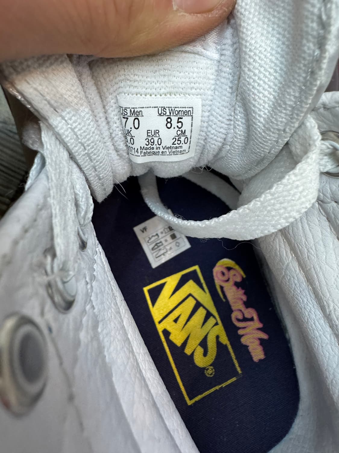 한정판 반스x세일러문 빈티지 스케이트 하이 스택트 실버 250 상품이미지5