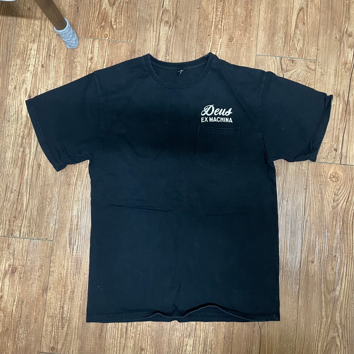 데우스 반팔 상품이미지2