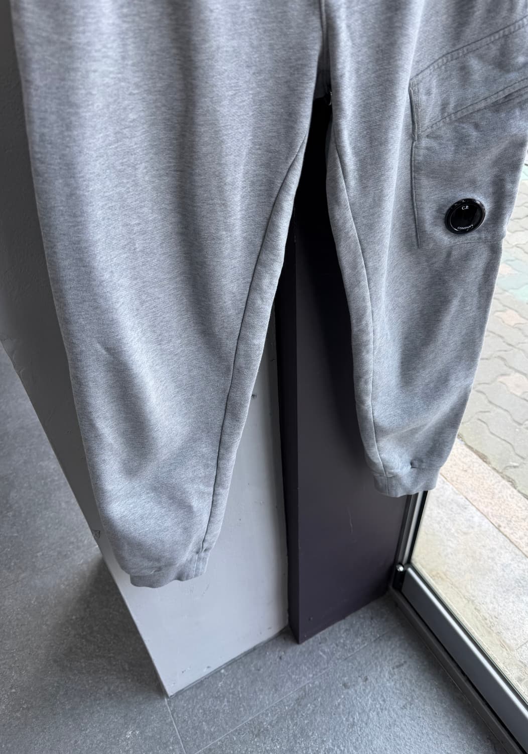 M/ CP컴퍼니 렌즈포켓 조거팬츠 상품이미지5