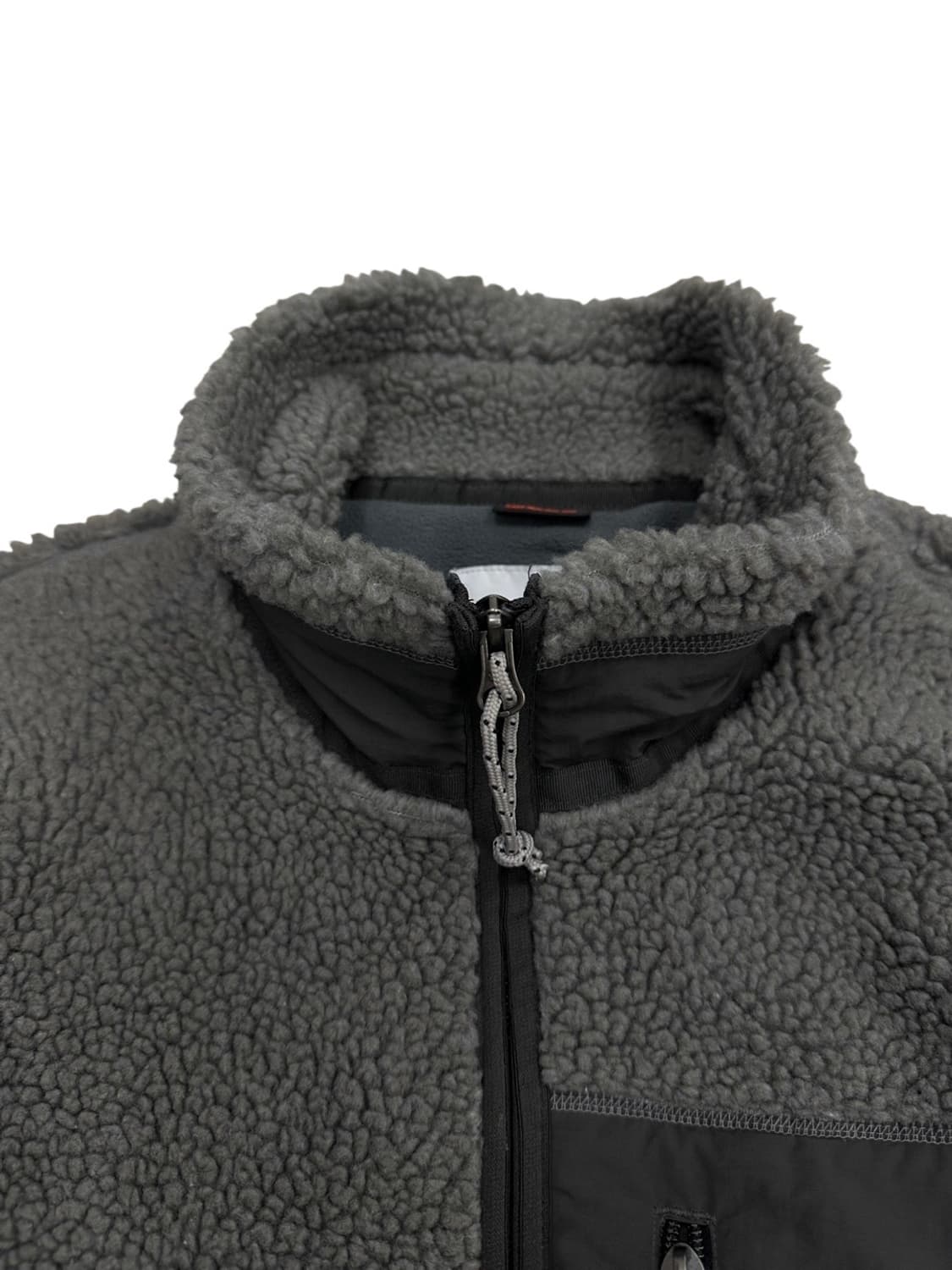 디스이즈네버댓 후리스 차콜 (XL~2XL) 상품이미지3