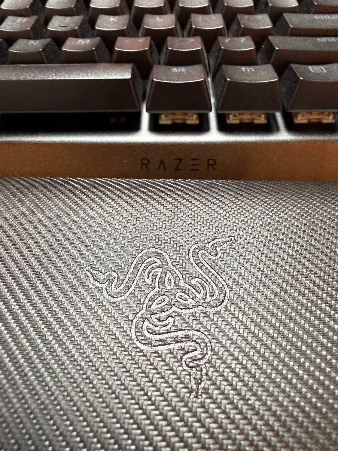 레이저 BlackWidow V4 블랙 색상 유선 키보드 블랙 거의새거 상품이미지9