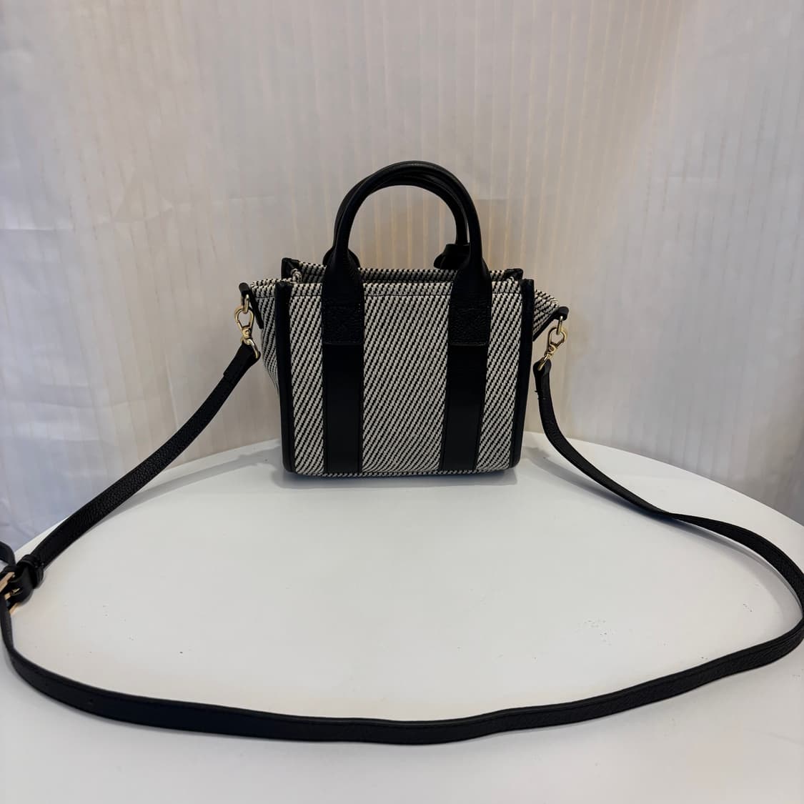 정품 브루노말리 캔버스 크로스백     상품이미지6