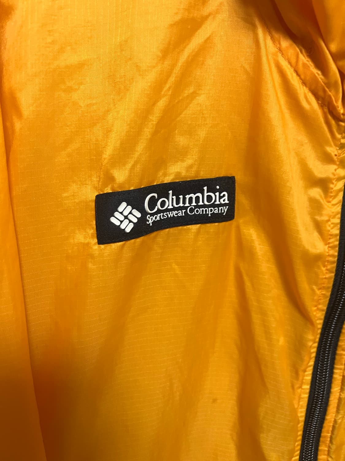 컬럼비아 오렌지색  경량 바람막이 자켓 상품이미지2