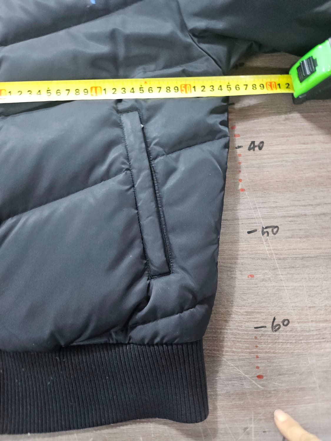 푸마  다운 숏 패딩 M 상품이미지7